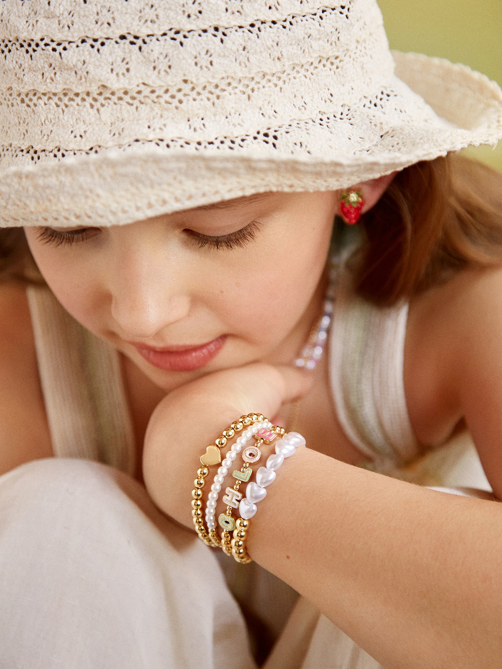 Premium Playful Pearls Kids' Bracelet Set - Elegant Gold & Pearl Design