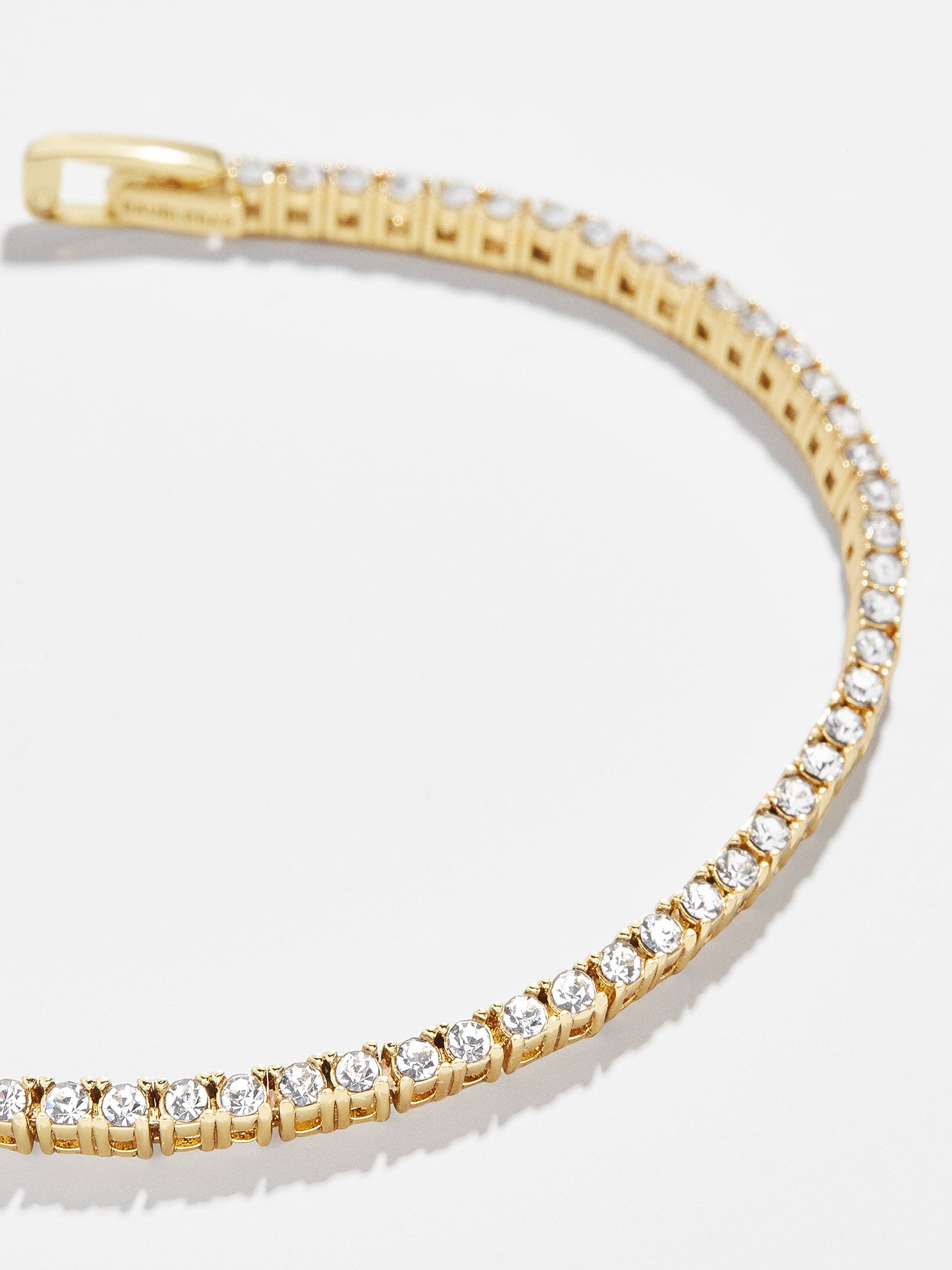 Premium Bennett 18K Gold Tennis Bracelet - Ultimate Elegance