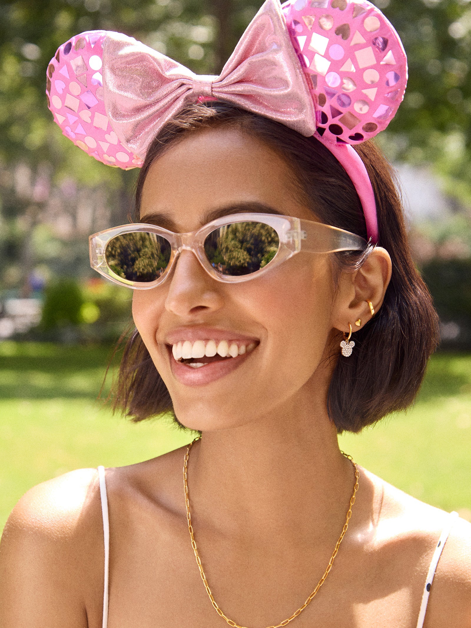 Premium Minnie Mouse Disney Pink Sequin Ears Headband - Ultimate Disney Fashion Accessory