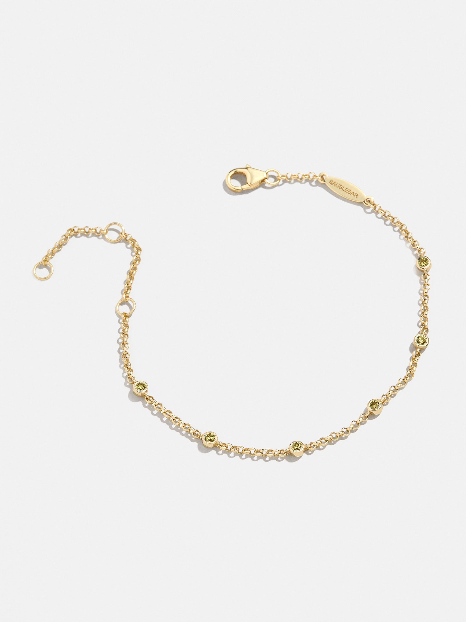 Premium Yasmine 18K Gold Peridot Birthstone Bracelet - Ultimate Layering Jewelry