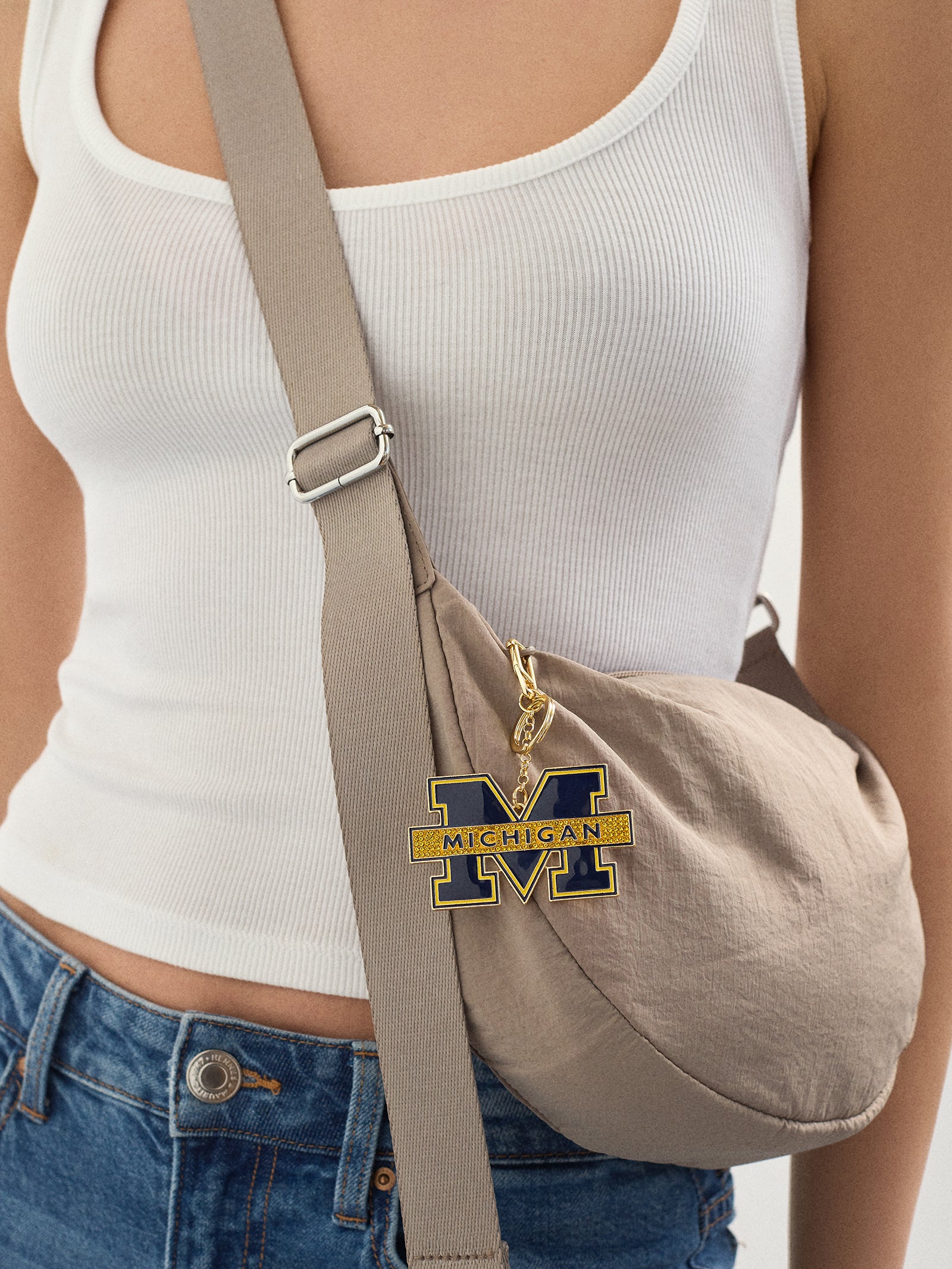 Premium Michigan Wolverines Keychain - Ultimate University of Michigan Fan Accessory