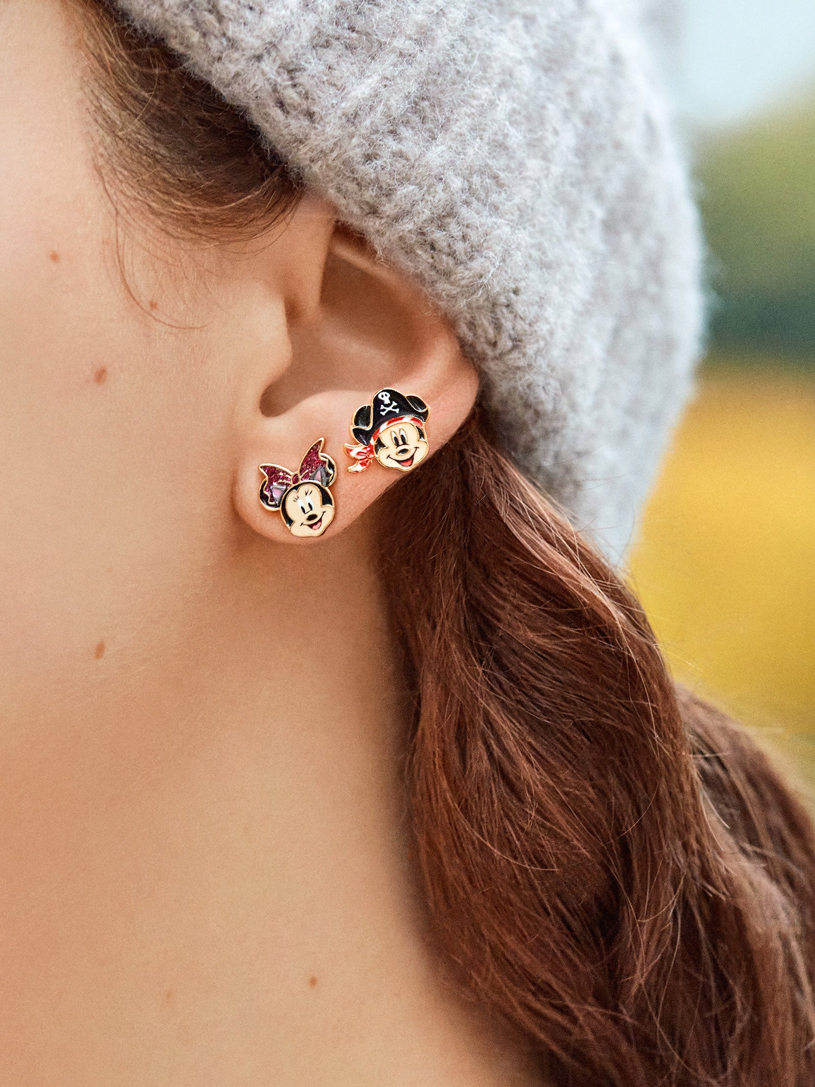 Premium 12-Month Disney Earring Collection - Exclusive Mickey & Minnie Set