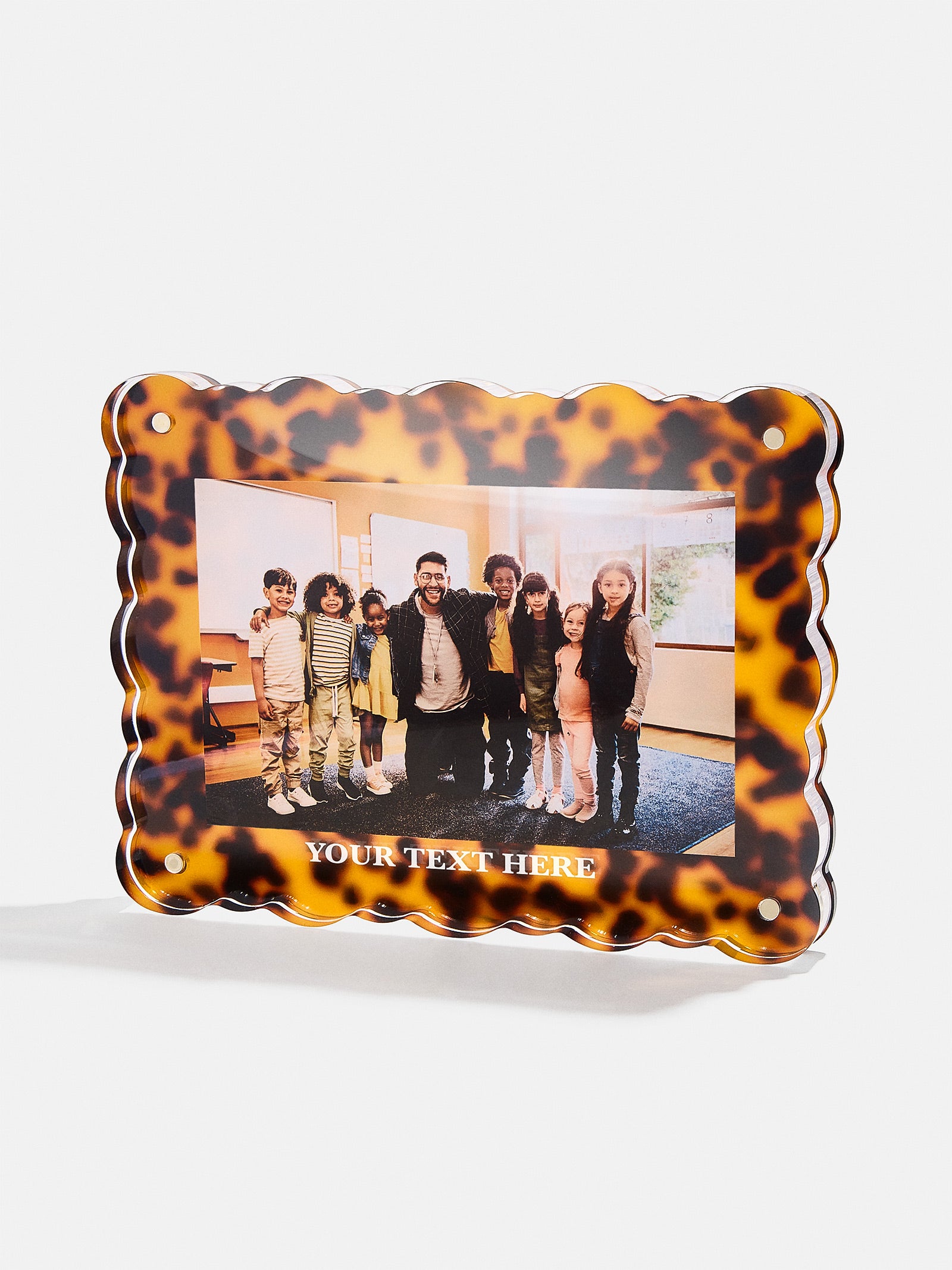 Premium Scalloped Acrylic Photo Frame - Horizontal Design