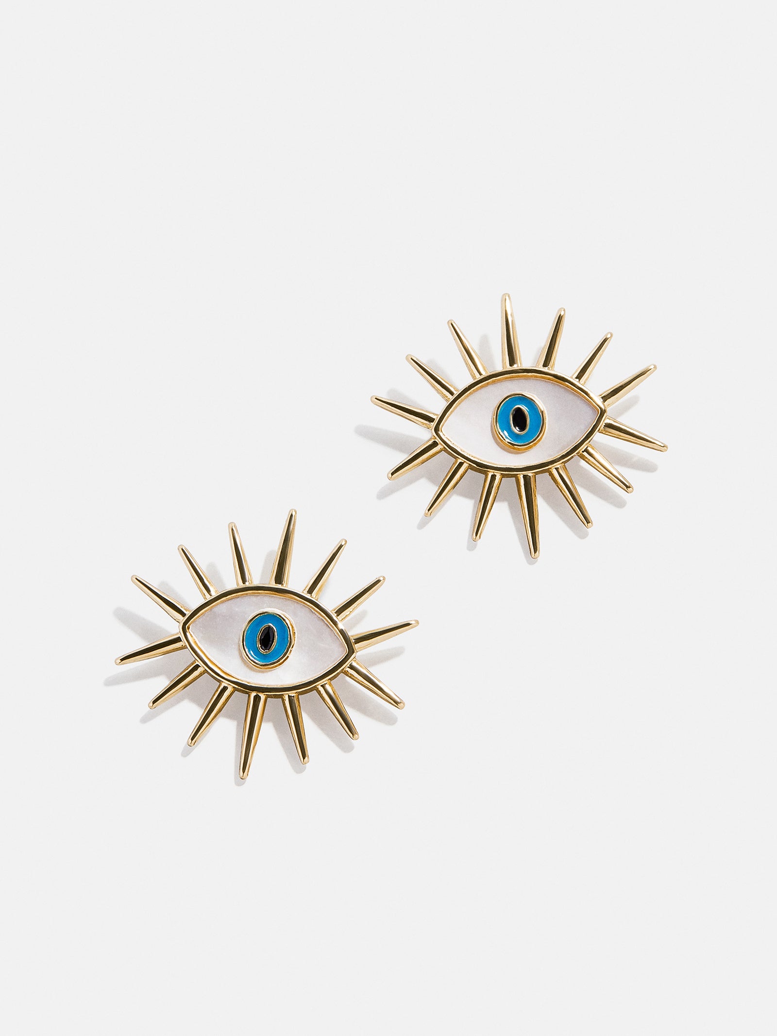 Premium Ojo Stud Earrings - Glamorous Gold Lashes