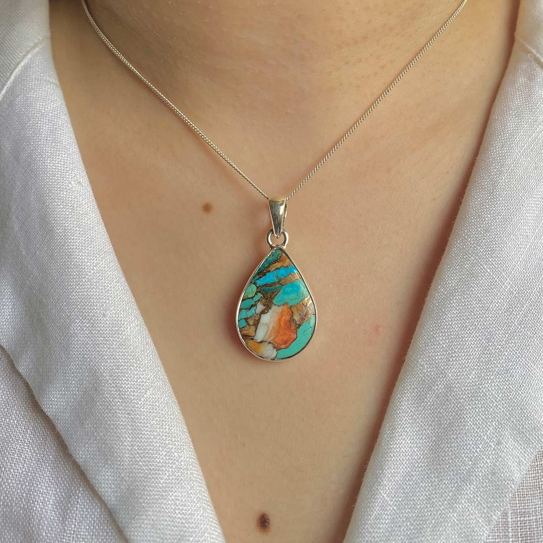 Premium Spiny Oyster Turquoise Pendant - Elegant Sterling Silver Jewelry