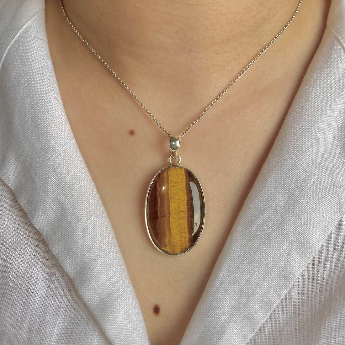 Premium Tiger Eye Pendant - Elegant 925 Sterling Silver Jewelry