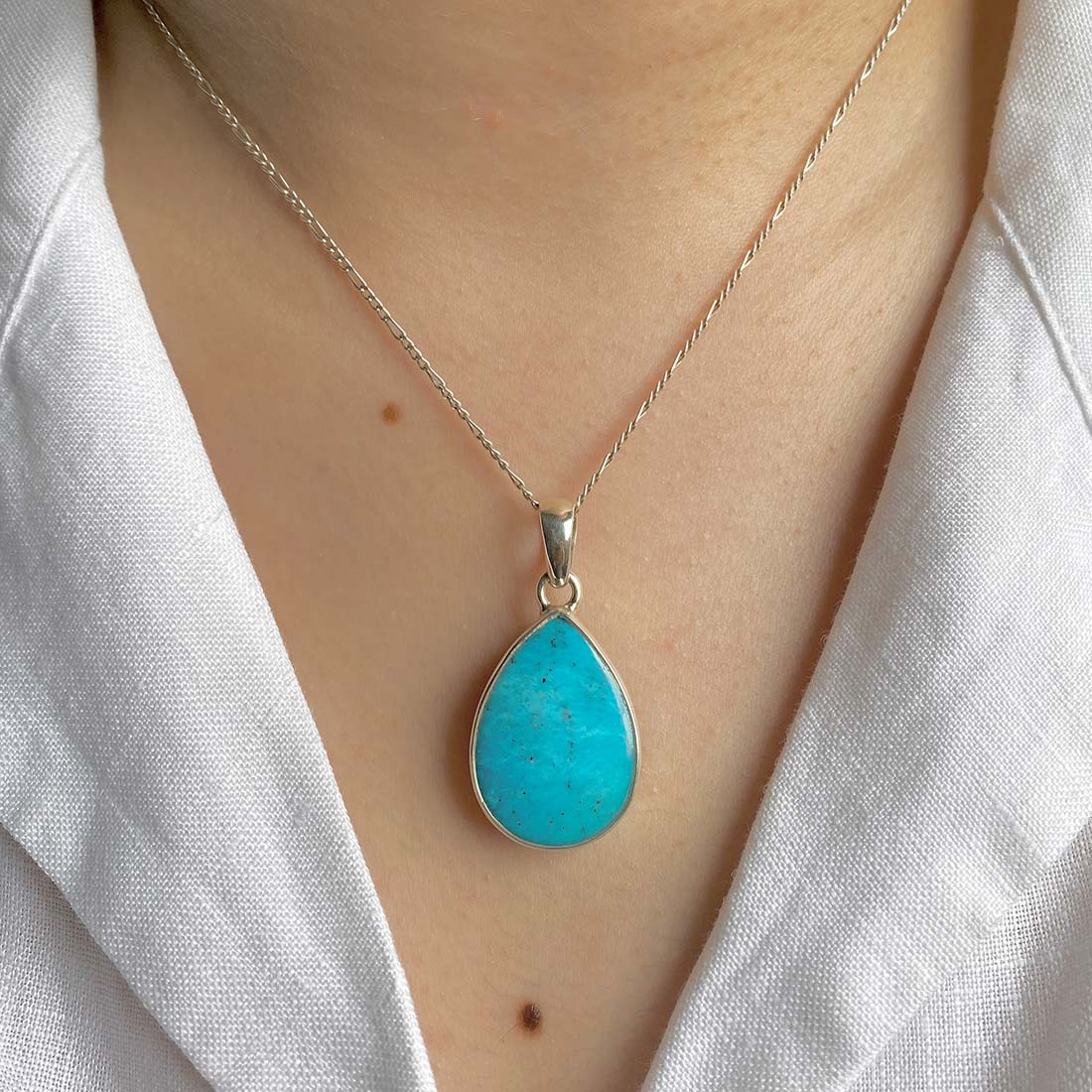 Premium Turquoise Statement Pendant - Sagacia Jewelry (TRQ-P-25)