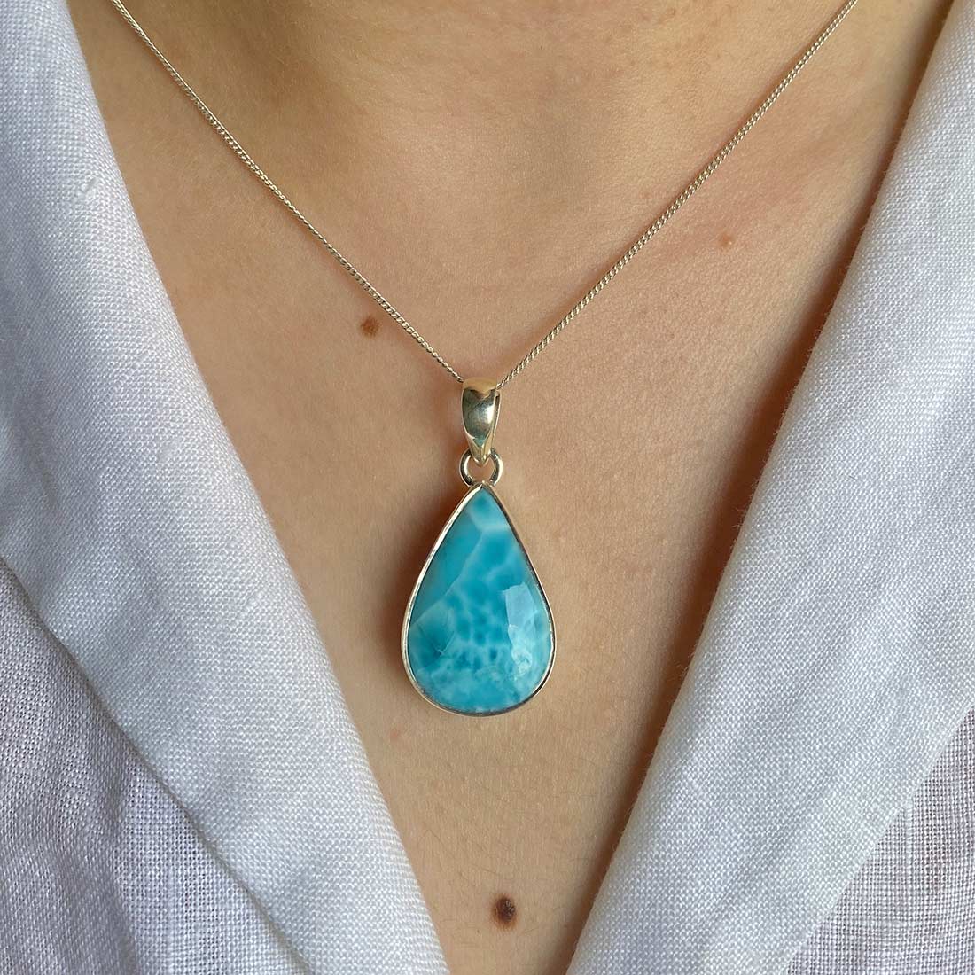 Premium Larimar Healing Pendant - Ultimate Elegance