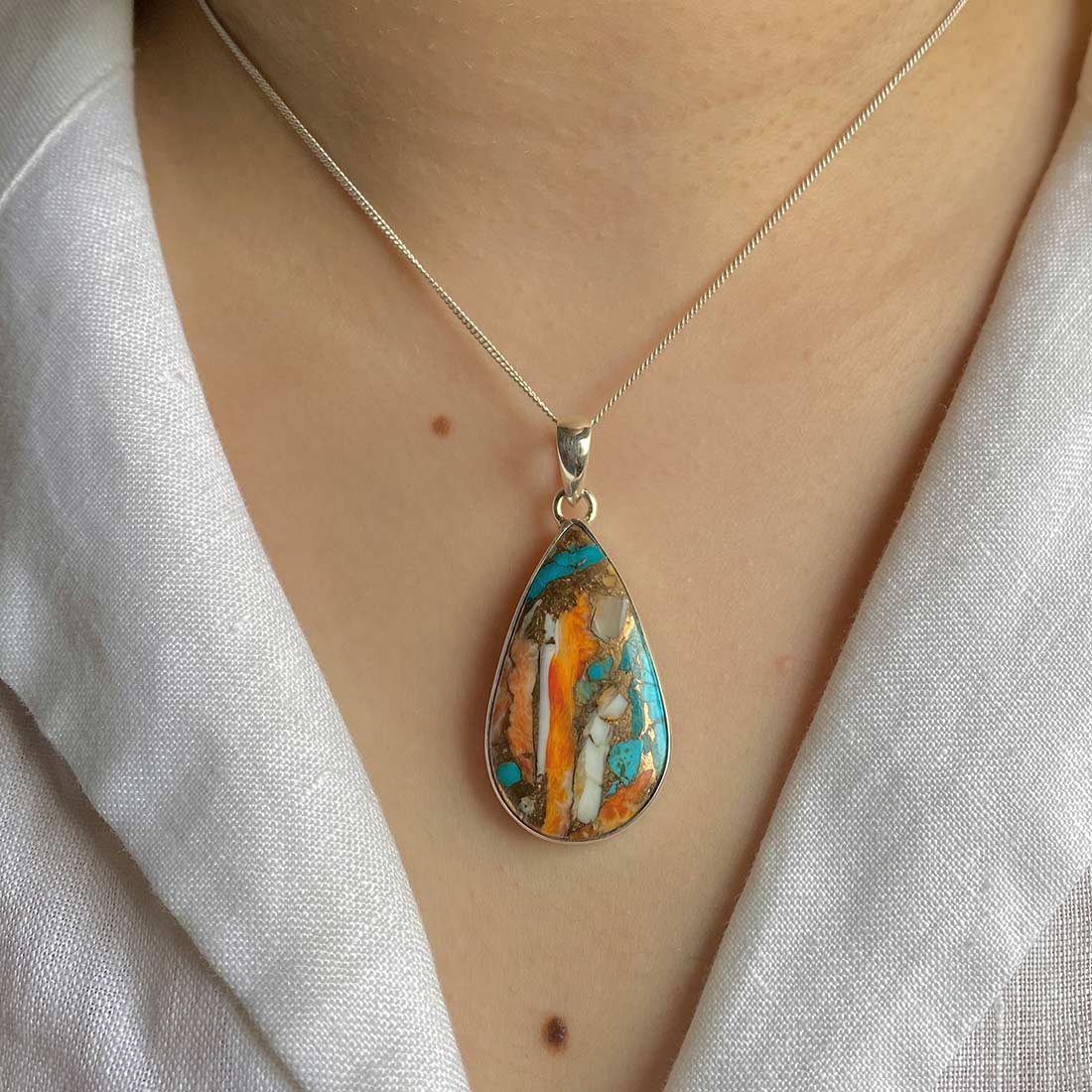 Premium Spiny Oyster Turquoise Pendant - Ultimate Statement Jewelry