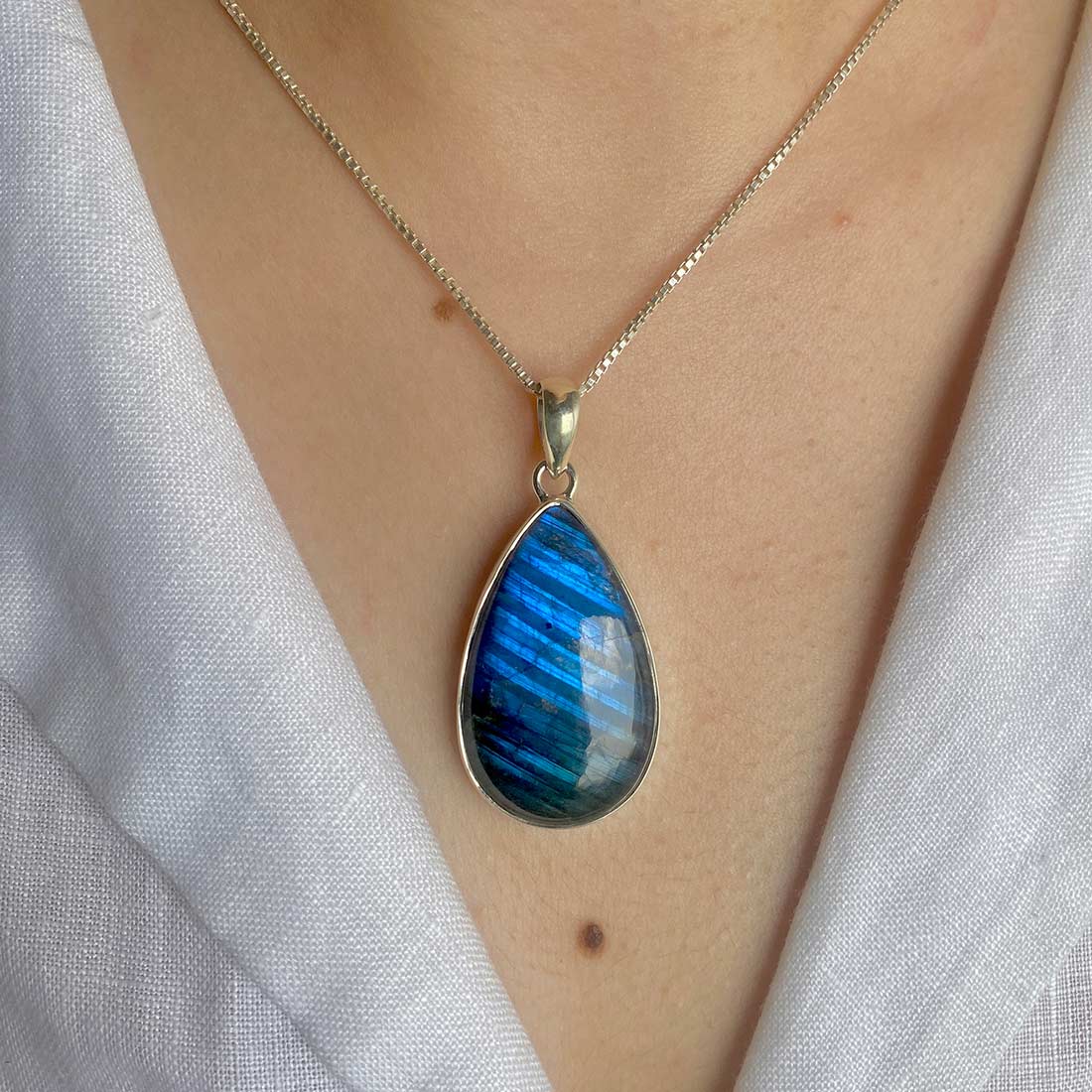 Premium Labradorite Transformation Pendant - LBD-P-35