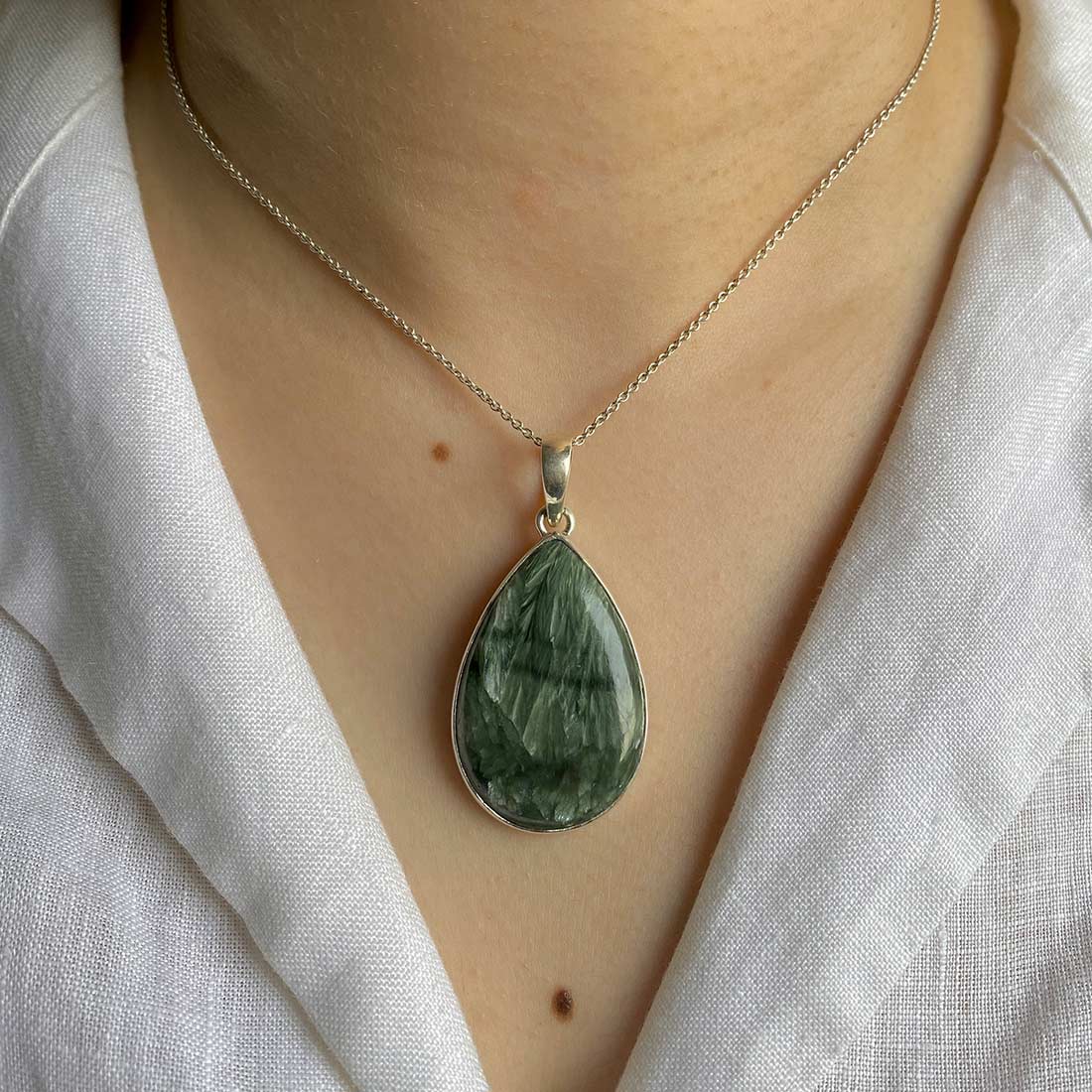 Premium Seraphinite Silver Pendant - Ultimate Elegance