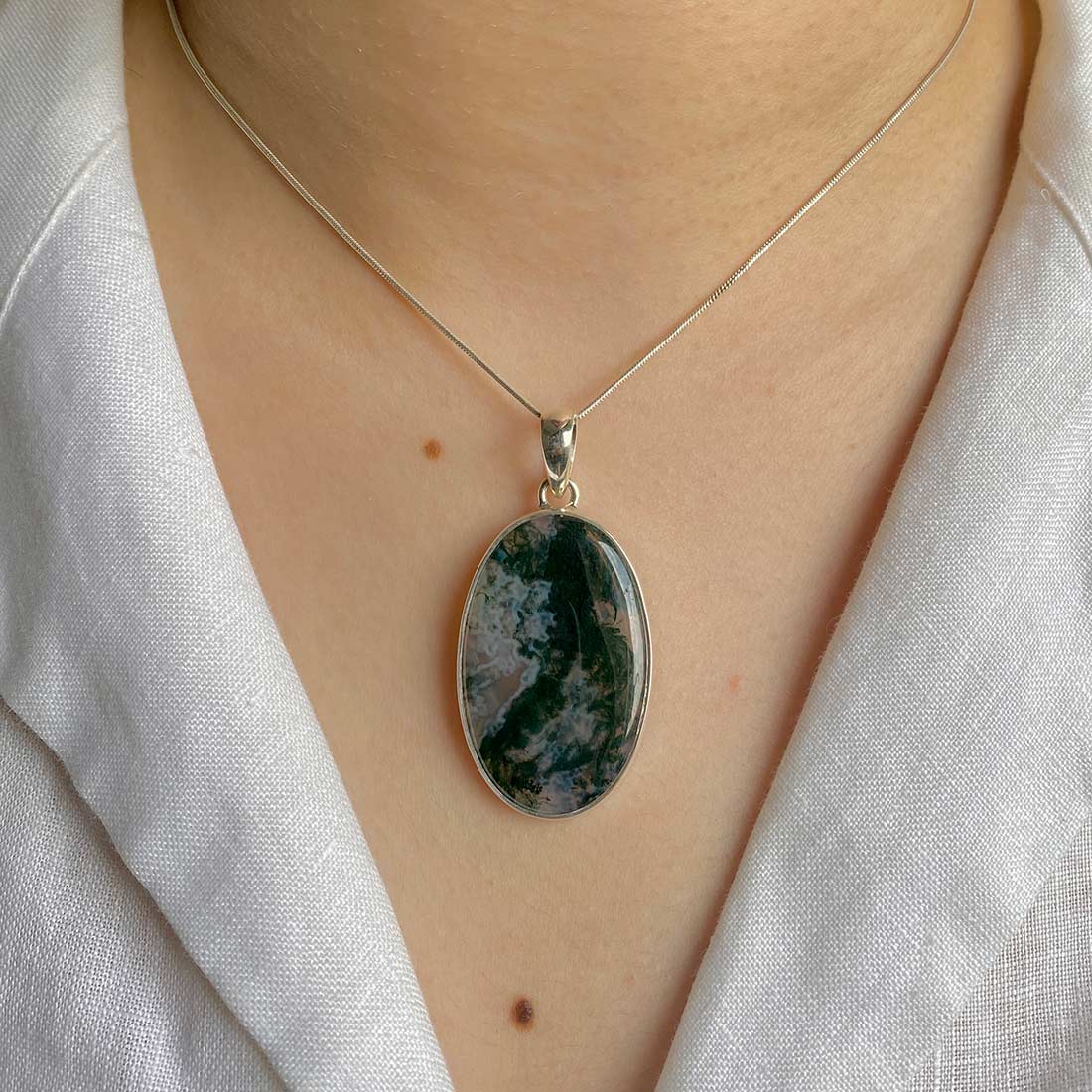 Premium Moss Agate Pendant - Ultimate Nature-Inspired Jewelry