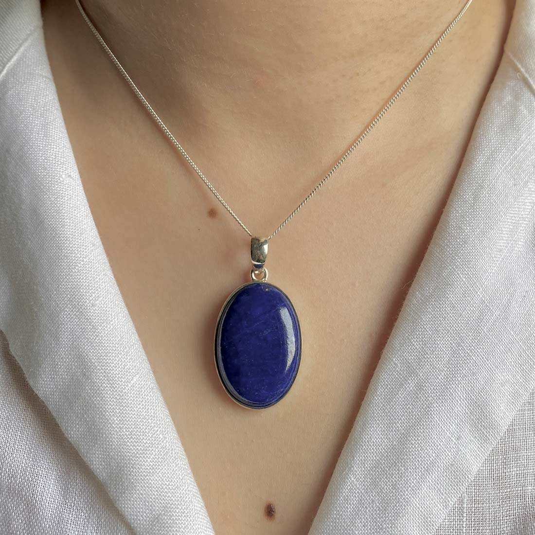 Premium Lapis Statement Pendant - Elegant Blue Jewelry