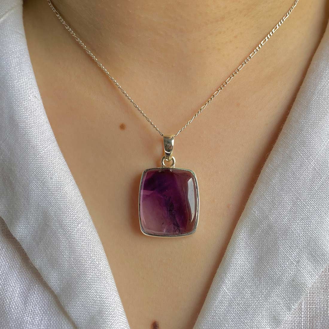 Premium Star Amethyst Pendant - Elegant Healing Jewelry