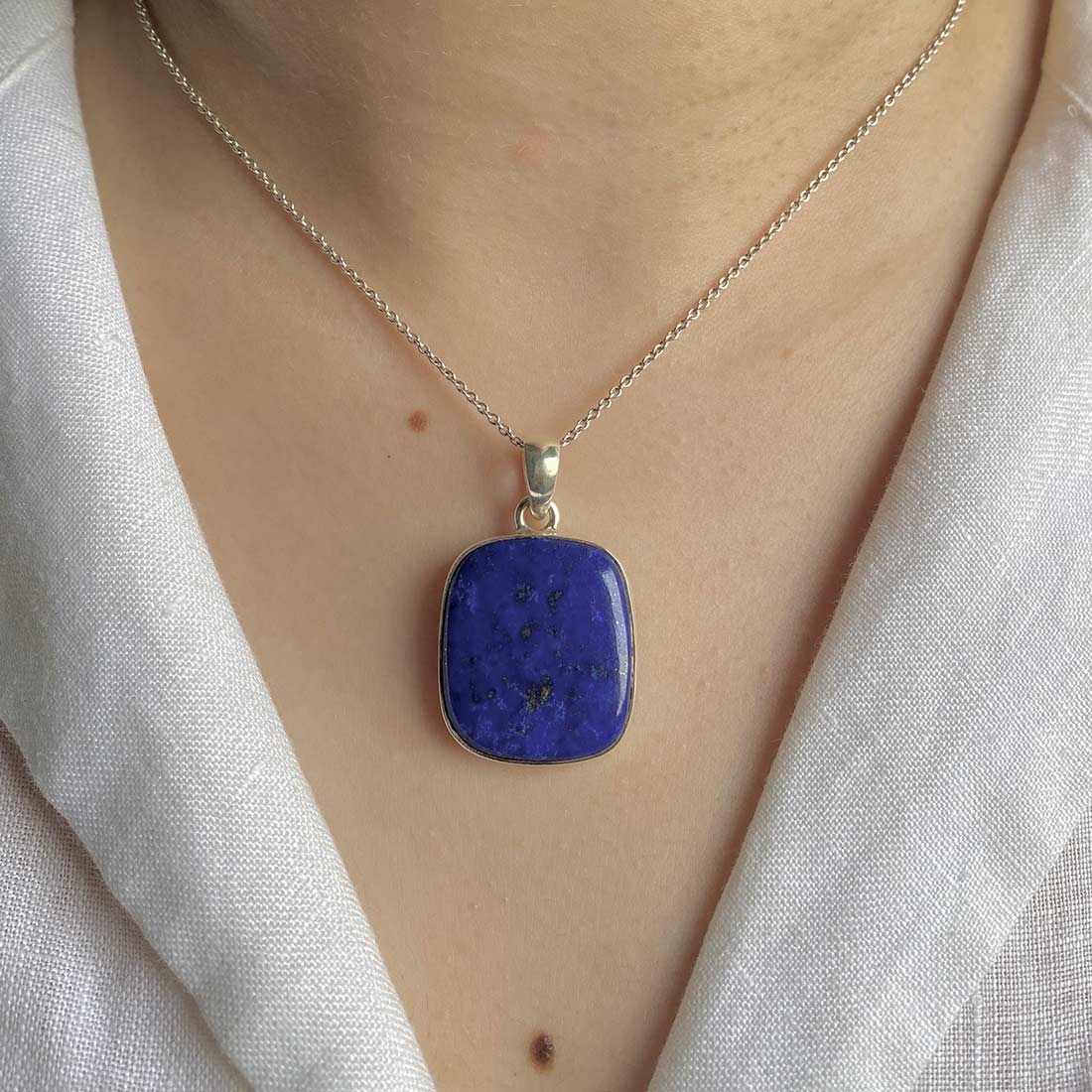 Premium Lapis Pendant - Elegant Statement Jewelry (LLP-P-28)