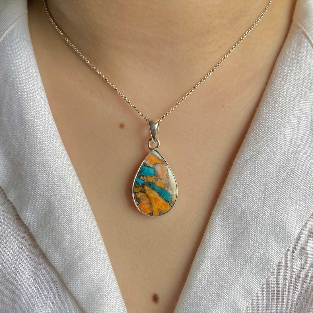 Premium Spiny Oyster Turquoise Pendant - Ultimate Statement Jewelry