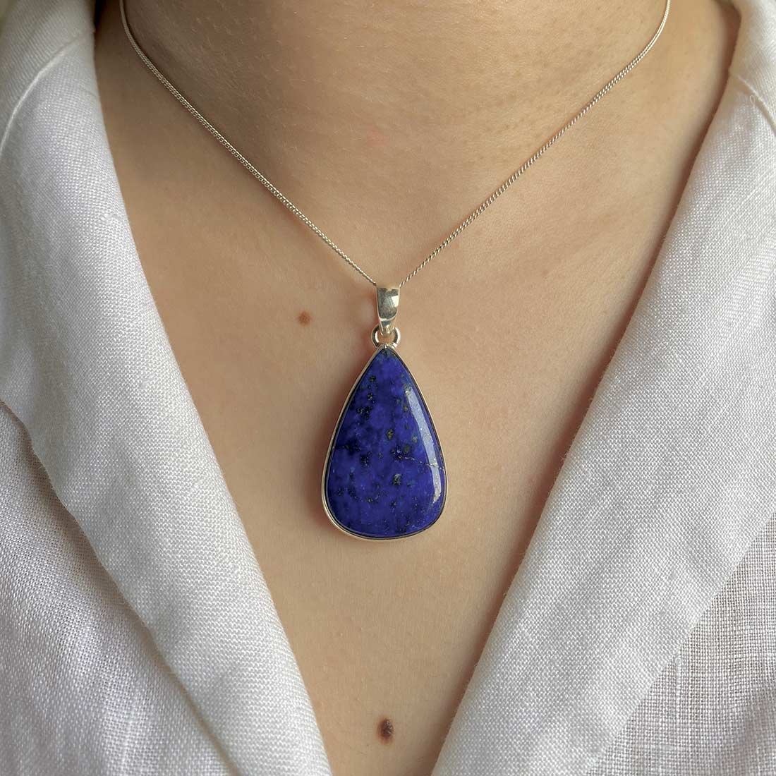 Premium Lapis Pendant - Elegant Blue Statement Necklace