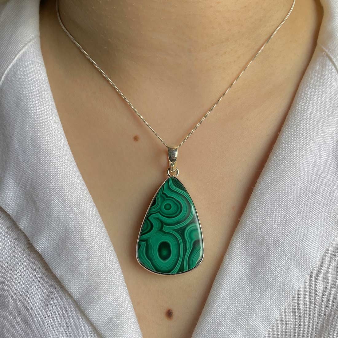 Premium Malachite Pendant - Elegant Statement Jewelry