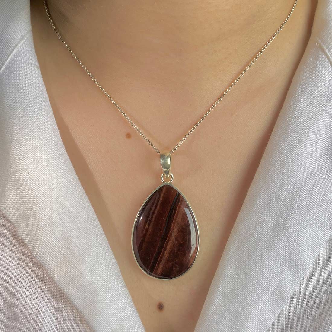 Premium Red Tiger Eye Pendant - Ultimate Statement Jewelry (RTE-P-27)