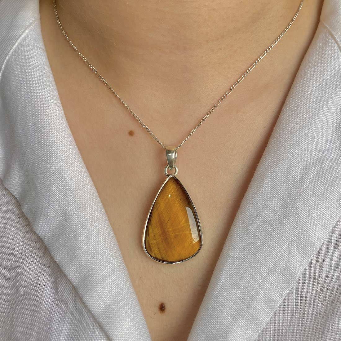 Premium Tiger Eye Pendant - Elegant 925 Sterling Silver Jewelry